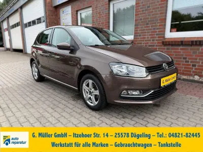 Gebraucht VW Polo Comfortline 75 PS (55 kW) 2015 Braun Kleinwagen