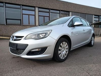 Gebraucht Opel Astra Edition 110 PS (80 kW) 2013 Silber Kombi