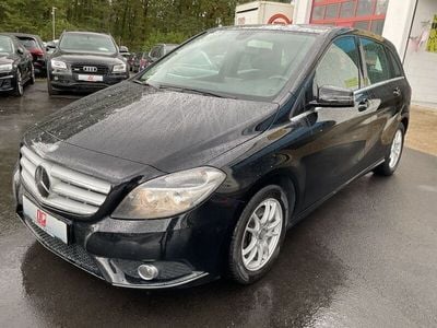 Mercedes B200
