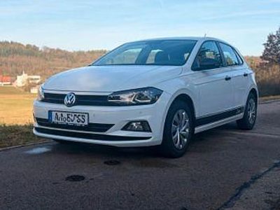 Second-hand VW Polo Trendline 75 CP (55 kW) 2018 Alb Hatchback