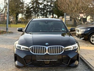 Schwarz Gebraucht 2025 BMW 330 M Sport Limousine | 45.900 €