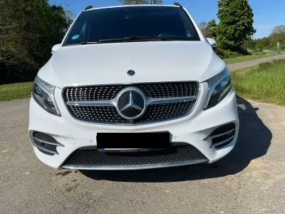 Gebraucht Mercedes V300 Avantgarde Edition 239 PS (175 kW) 2019 Weiß Van / Kleinbus