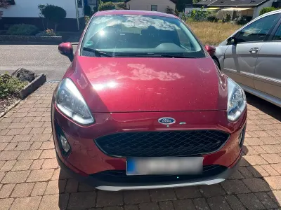 Gebraucht Ford Fiesta Active 100 PS (73 kW) 2018 Rot Kleinwagen