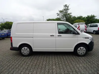 Gebraucht VW Transporter 110 PS (80 kW) 2022 Candyweiß Van