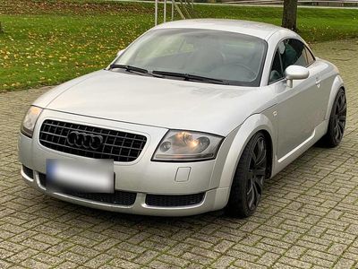 Usata Audi TT 225 CV (165 kW) 2000 Argento Coupé