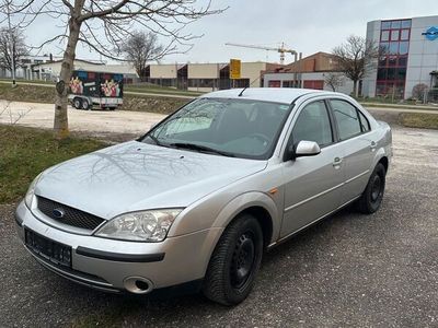 gebraucht Ford Mondeo 1.8 Benzin Manuell