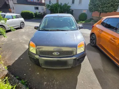 Gebraucht Ford Fusion 80 PS (58 kW) 2009 Grau Kleinwagen