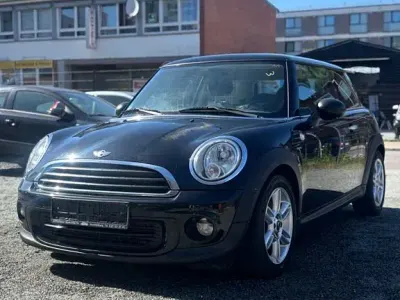 Gebraucht Mini ONE 98 PS (72 kW) 2011 Schwarz Kleinwagen