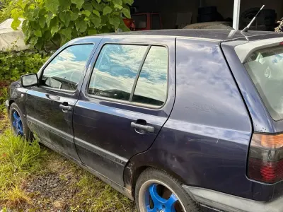 Gebraucht VW Golf III 90 PS (66 kW) 1995 Violet Kleinwagen