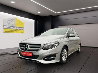 Gebraucht Mercedes B180 122 PS (89 kW) 2016 Silber Van / Kleinbus