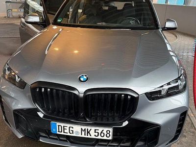 Grau Gebraucht 2024 BMW X5 Sport Line SUV | 89.455 € (Etwas zu teuer)