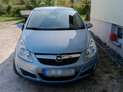 Używany Opel Corsa 80 KM (58 kW) 2008 Andere farben Hatchback