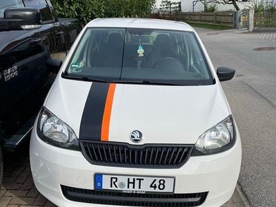 Gebraucht Skoda Citigo Active 60 PS (44 kW) 2015 Weiß Kleinwagen