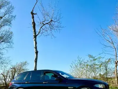 Gebraucht BMW 530 M Sport 258 PS (189 kW) 2016 Blau Kombi