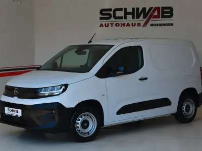 Gebraucht Opel Combo 110 PS (80 kW) 2025 Weiß Van / Kleinbus