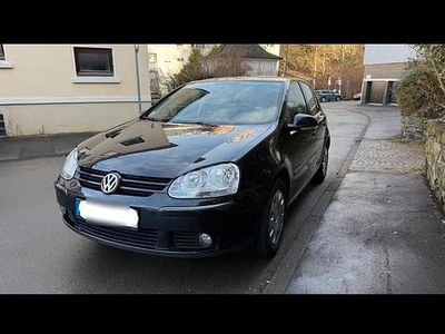 Usata VW Golf V 102 CV (75 kW) 2007 Nero Utilitaria