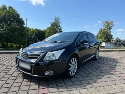 Gebraucht Toyota Avensis Executive 150 PS (110 kW) 2011 Schwarz Limousine