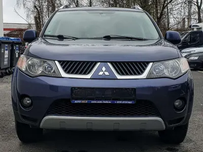 Gebraucht Mitsubishi Outlander Intense 160 PS (117 kW) 2009 Dunkelblau SUV
