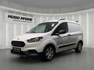 Gebraucht Ford Transit Trend 101 PS (74 kW) 2022 Weiß Limousine
