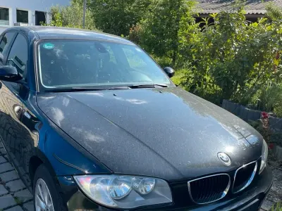 Gebraucht BMW 116 116 PS (85 kW) 2006 Schwarz Kleinwagen
