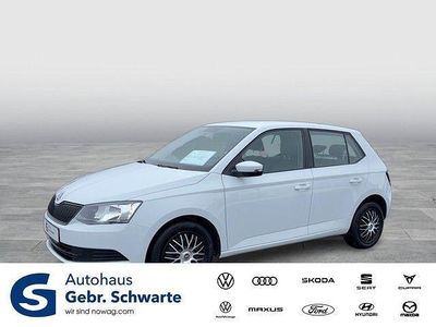 Gebraucht Skoda Fabia Cool Edition 60 PS (44 kW) 2016 Weiß Limousine