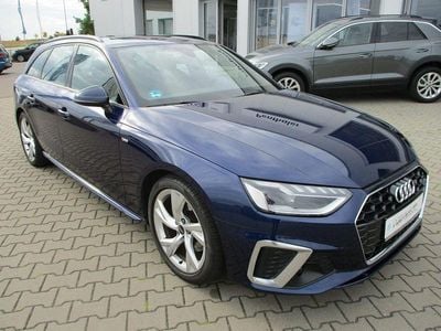 Blau Gebraucht 2023 Audi A4 S-Line Kombi | 22.990 € (Guter Preis)