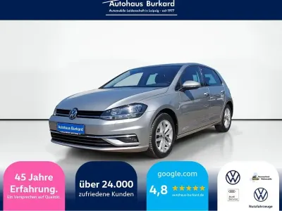 Gebraucht VW Golf VII Comfortline 150 PS (110 kW) 2017 Tungsten silver metallic Limousine