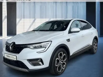 Gebraucht Renault Arkana Techno 140 PS (102 kW) 2023 Weiß SUV