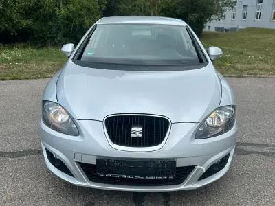 Gebraucht Seat Leon 105 PS (77 kW) 2012 Silber Limousine