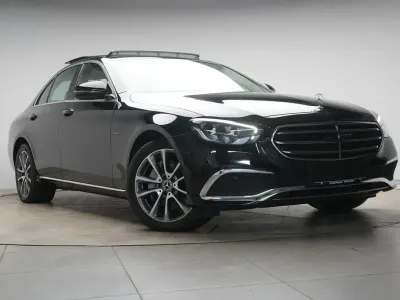Gebraucht Mercedes E300 Exclusive 194 PS (142 kW) 2020 Schwarz Limousine