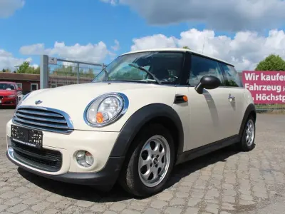 Gebraucht Mini ONE Pepper 75 PS (55 kW) 2012 Weiß Kleinwagen