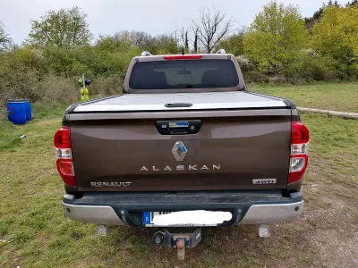 Gebraucht Renault Alaskan 190 PS (139 kW) 2019 Braun Pickup