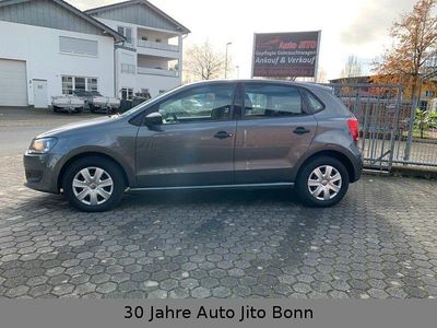 Grau Gebraucht 2013 VW Polo Trendline Limousine | 7.100 € (Fairer Preis)