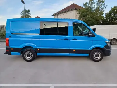 Gebraucht VW Crafter 140 PS (102 kW) 2020 Blau Van