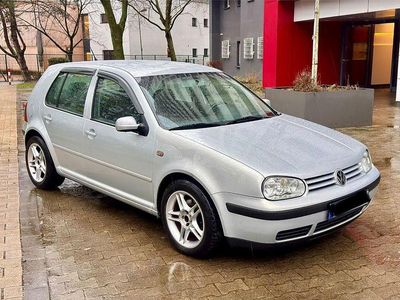 Gebraucht VW Golf Pacific 125 PS (91 kW) 2003 Silber Limousine