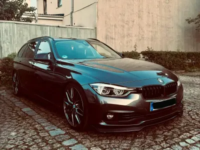 Gebraucht BMW 318 Sport Line 136 PS (100 kW) 2019 Grau Kombi