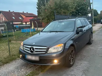 Gebraucht Mercedes C220 170 PS (125 kW) 2009 Grau Kombi