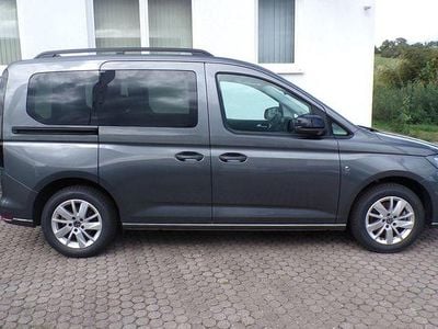 Gebraucht VW Caddy Life 102 PS (75 kW) 2023 Grau Van / Kleinbus