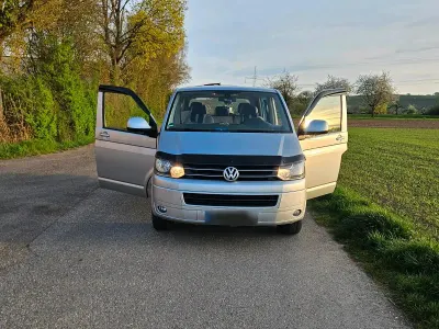 Gebraucht VW Caravelle 179 PS (131 kW) 2013 Silber Van
