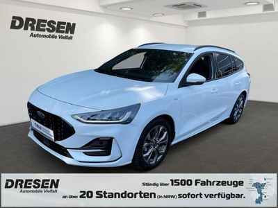 Weiss Gebraucht 2023 Ford Focus ST-Line Kombi | 21.990 € (Guter Preis)