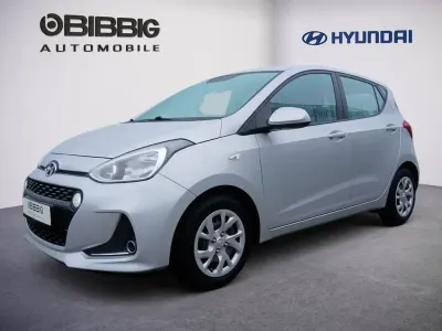 Gebraucht Hyundai i10 Select 67 PS (49 kW) 2019 Silber Kleinwagen