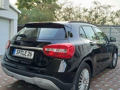 Mercedes GLA180