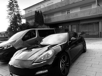 Porsche Panamera 4S