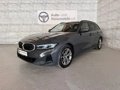 Gebraucht BMW 320 Sport Line 190 PS (139 kW) 2023 Andere Kombi