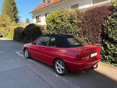 Gebraucht Ford Escort Cabriolet 90 PS (66 kW) 1996 Rot Cabrio