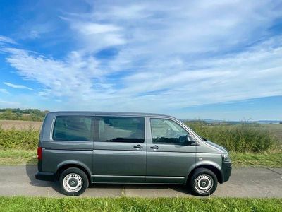 Usata VW Caravelle 140 CV (102 kW) 2013 Grigio Furgone