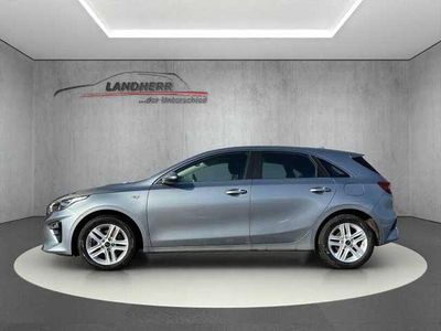Gebraucht Kia Ceed Vision 199 PS (146 kW) 2019 Silber Kleinwagen
