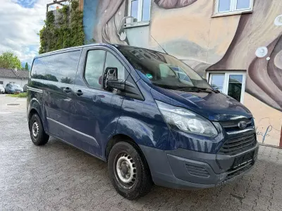 Gebraucht Ford Transit Custom 105 PS (77 kW) 2017 Blazerblau Van / Kleinbus