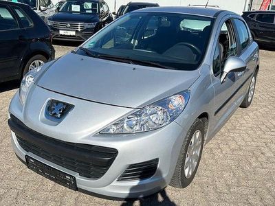 Usata Peugeot 207 Tendance 73 CV (53 kW) 2009 Argento Berlina