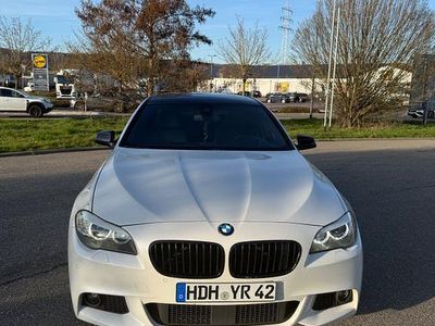 Gebraucht BMW 530 Performance 258 PS (189 kW) 2012 Weiß Limousine